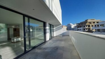 Appartement  en Duplex de Luxe avec Piscine- Vide  à Louer – Sania – Tanger