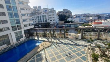 Appartement Vue Piscine avec Terrasse – A Vendre – Tanger
