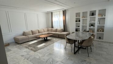Appartement avec terrasse – à Vendre – Val Fleuri – Tanger